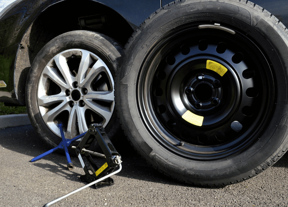 Quick Tips for a Tire Change on the Road